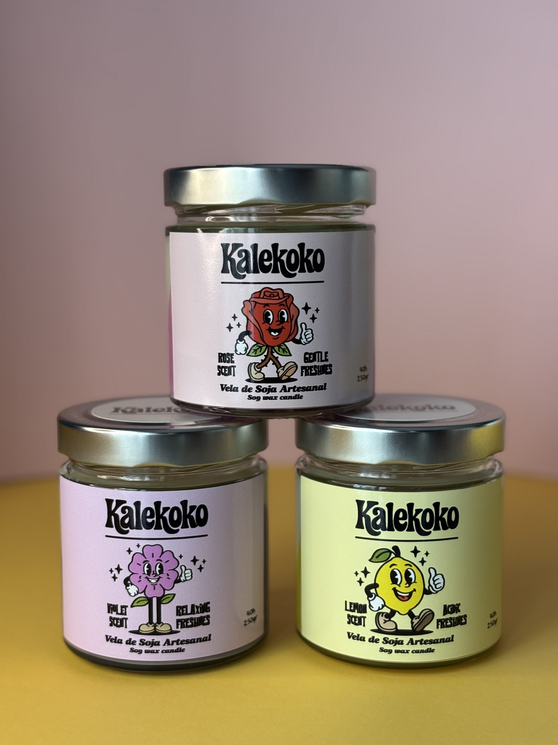 Vela violeta rosas o limón 250 gr cera de soja | Kalekoko Colors.