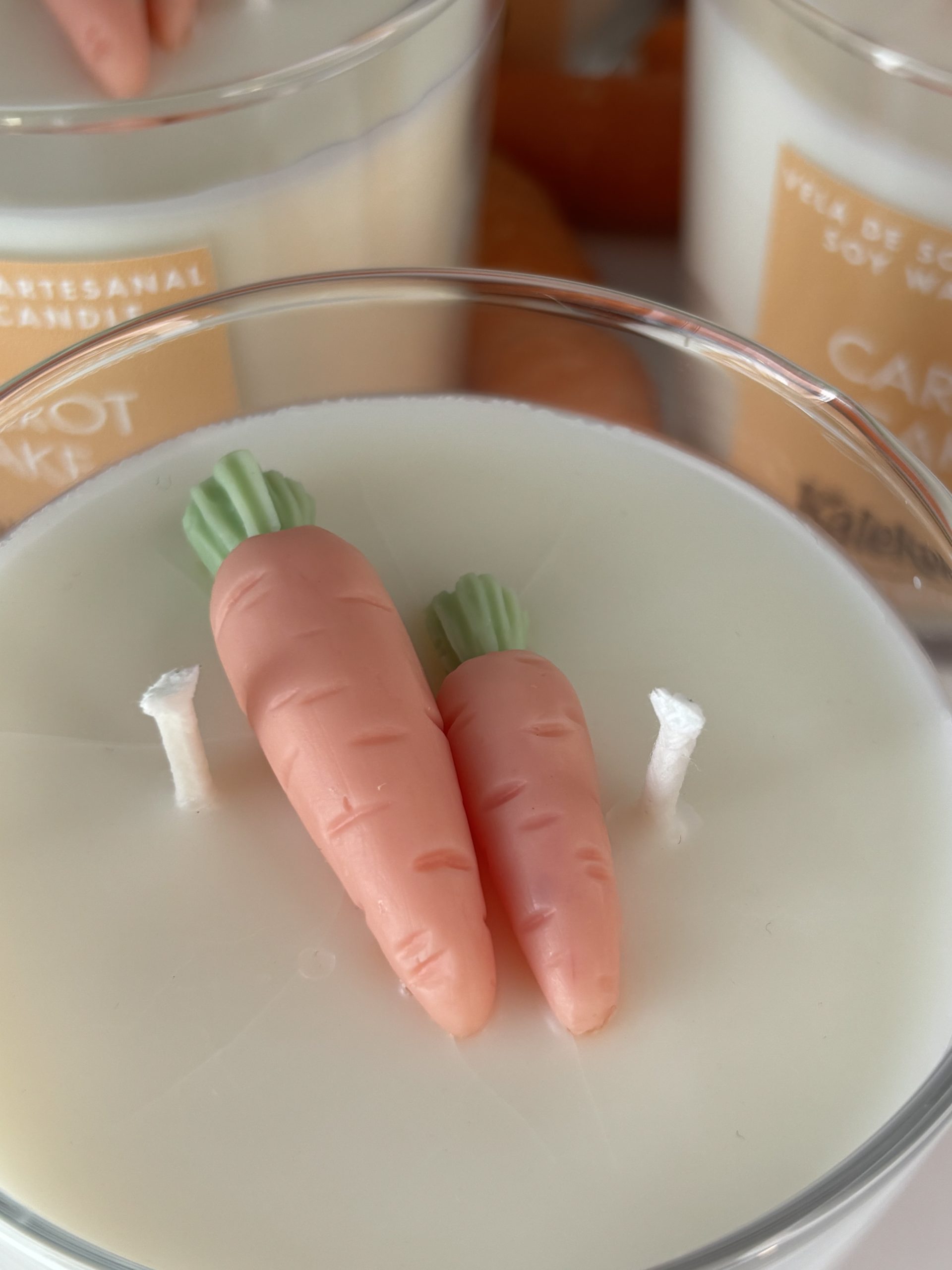 Vela de tarta de zanahoria de soja artesanal 🥕 280gr | Vela de soja kalekoko Fantasy - Imagen 3