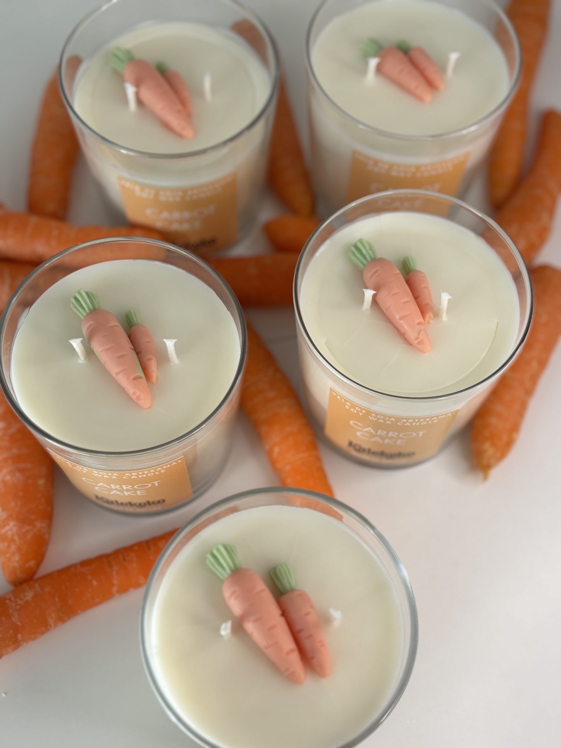 Vela de tarta de zanahoria de soja artesanal 🥕 280gr | Vela de soja kalekoko Fantasy - Imagen 2