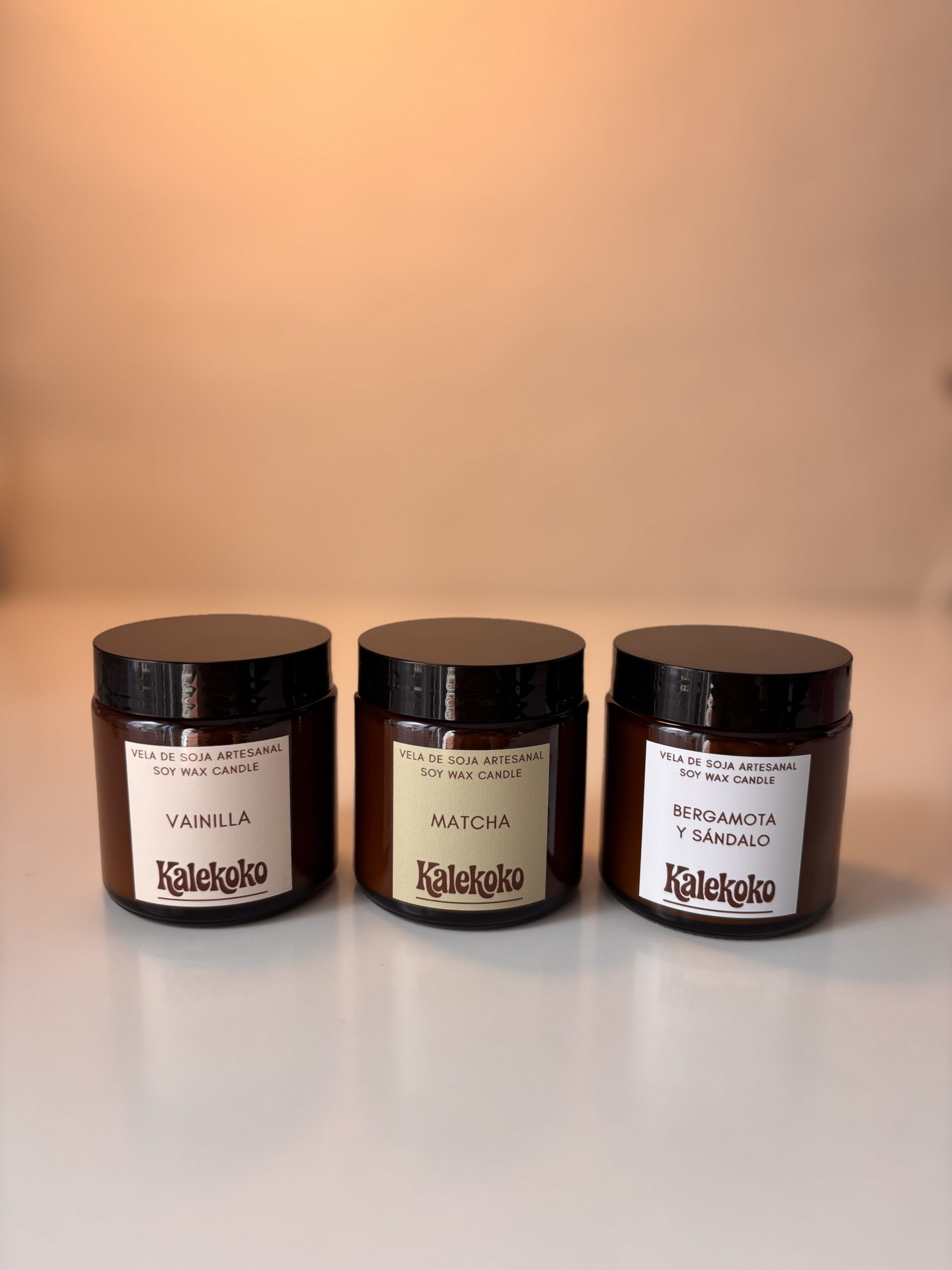 Colección Origen | Matcha, Vainilla y Bergamota & Sándalo | Set de 3 velas aromáticas. - Imagen 6