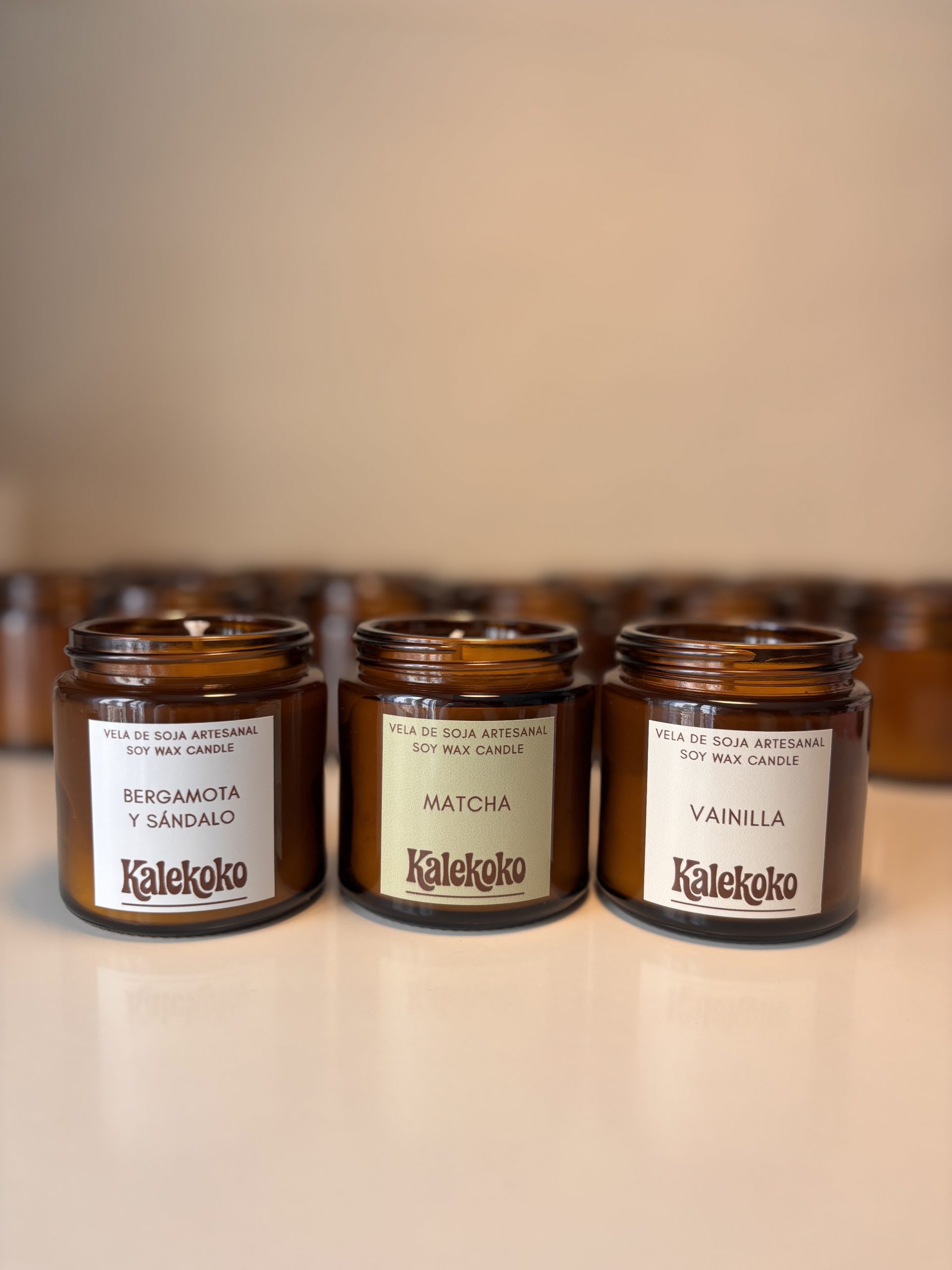 Colección Origen | Matcha, Vainilla y Bergamota & Sándalo | Set de 3 velas aromáticas. - Imagen 8