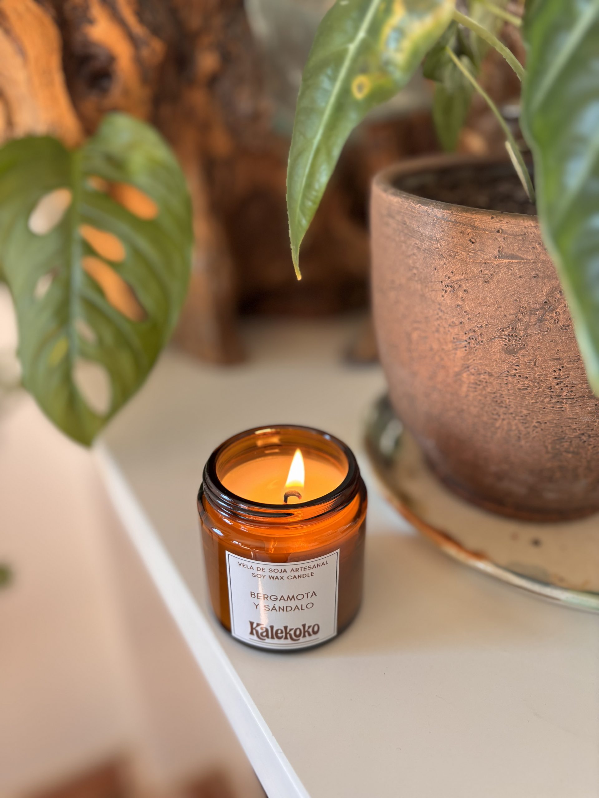 Colección Origen | Matcha, Vainilla y Bergamota & Sándalo | Set de 3 velas aromáticas. - Imagen 3