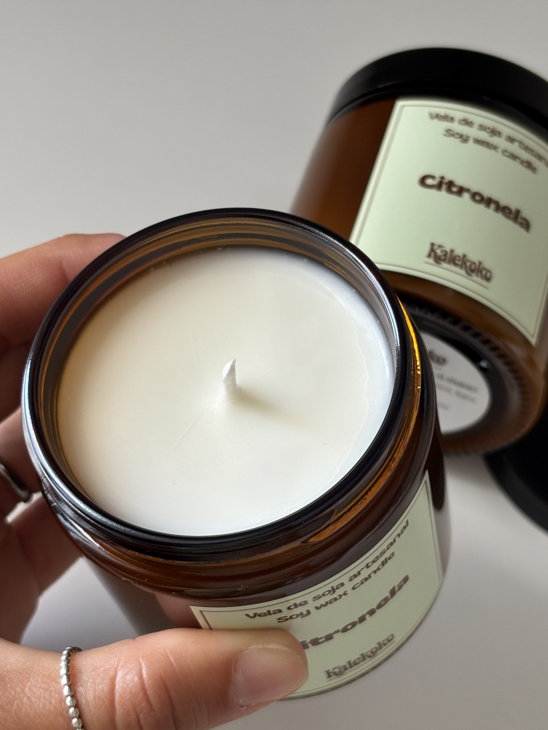 Vela de soja aroma CITRONELA | Hecha a mano con cera de soja 100% natural | Kalekoko - Imagen 4